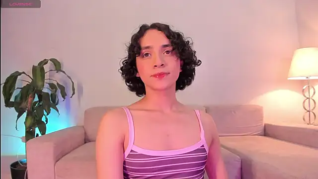 Snapshot of Brann_tadzio chatting on July 6, 2026, 3:02 am Brann tadzio online show from July 6, 2026, 3:02 am