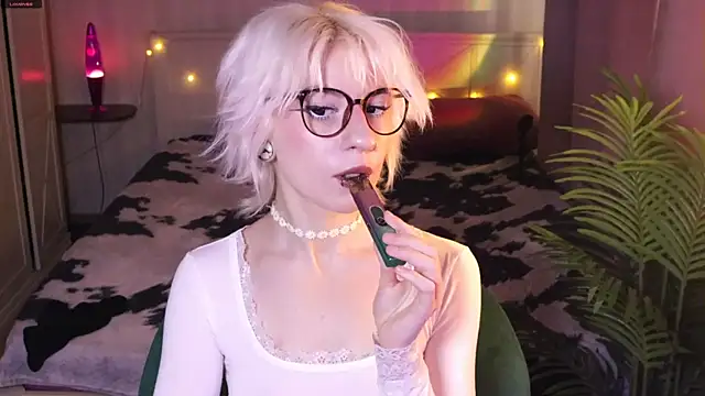  Moonlight t online show from February 5, 2026, 9:38 am