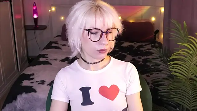  Moonlight t online show from February 8, 2026, 9:18 am