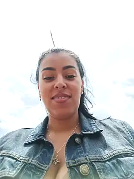 Snapshot of Emily_Wane chatting on September 26, 2025, 4:47 pm Emily Wane online show from September 26, 2025, 4:47 pm