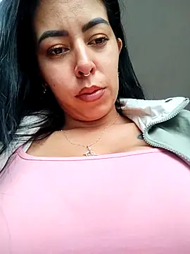 Snapshot of Emily_Wane chatting on September 14, 2025, 5:02 pm Emily Wane online show from September 14, 2025, 5:02 pm
