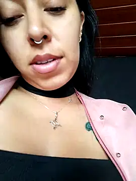 Snapshot of Emily_Wane chatting on September 17, 2025, 4:53 pm Emily Wane online show from September 17, 2025, 4:53 pm