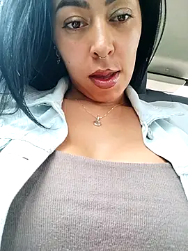 Snapshot of Emily_Wane chatting on October 13, 2025, 4:08 pm Emily Wane online show from October 13, 2025, 4:08 pm