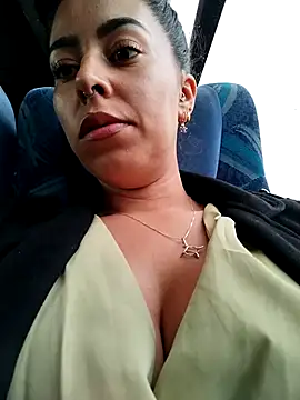 Snapshot of Emily_Wane chatting on September 27, 2025, 4:13 pm Emily Wane online show from September 27, 2025, 4:13 pm