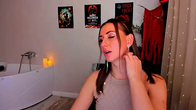 PassionGlow online show from October 16, 2025, 3:48 am