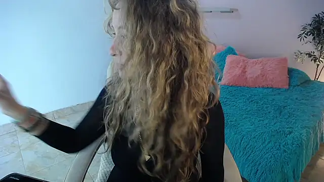 Snapshot of Paula_Paz chatting on November 5, 2025, 2:31 pm Paula Paz online show from November 5, 2025, 2:31 pm