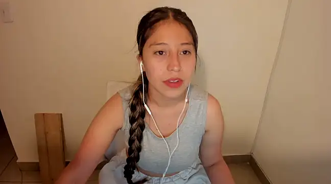 Snapshot of kiaraowen chatting on March 14, 2025, 6:07 pm kiaraowen online show from March 14, 2025, 6:07 pm