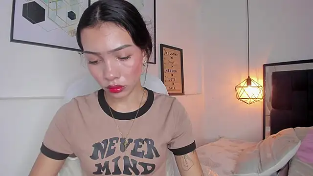 amysc online show from October 9, 2025, 1:44 pm