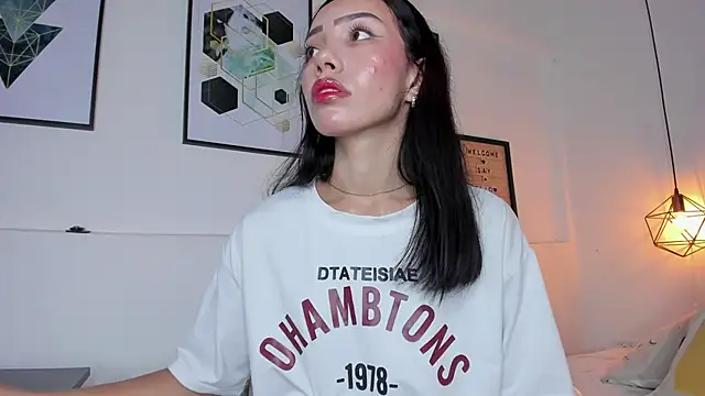 amysc online show from October 13, 2025, 1:34 pm