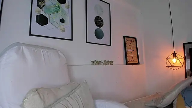 Snapshot of amysc chatting on February 18, 2026, 11:39 am amysc online show from February 18, 2026, 11:39 am