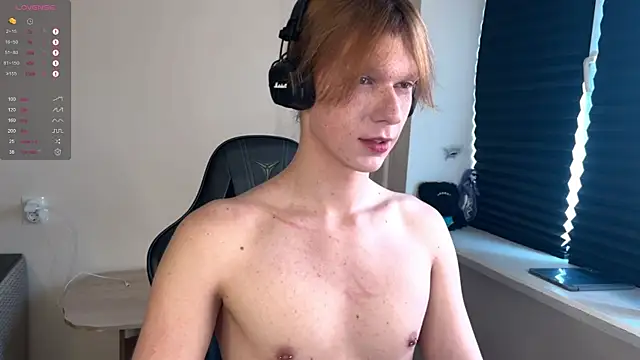 carthylovvve online show from November 18, 2025, 10:07 am