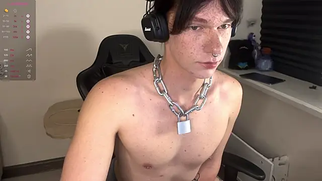 carthylovvve online show from October 19, 2025, 3:04 pm