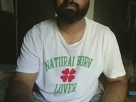 Snapshot of ROCKY15272a chatting on July 13, 2026, 8:02 am ROCKY15272a online show from July 13, 2026, 8:02 am