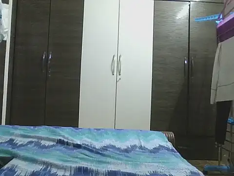 Snapshot of ROCKY15272a chatting on July 30, 2026, 5:28 am ROCKY15272a online show from July 30, 2026, 5:28 am