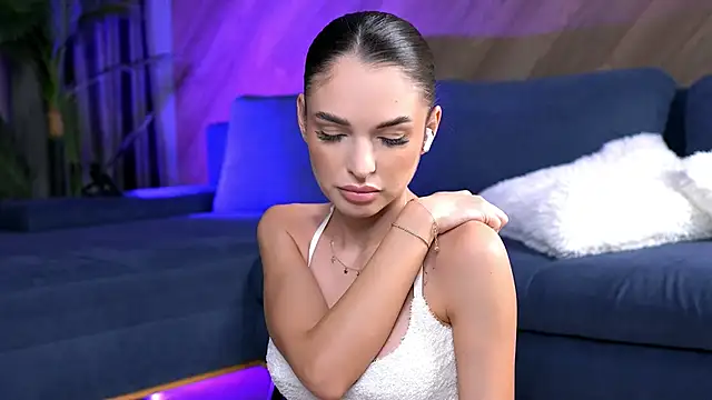 Snapshot of EsmeAinsley chatting on September 25, 2025, 11:55 pm EsmeAinsley online show from September 25, 2025, 11:55 pm