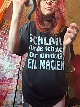 die-EinHORNY-WG online show from April 11, 2026, 2:54 pm