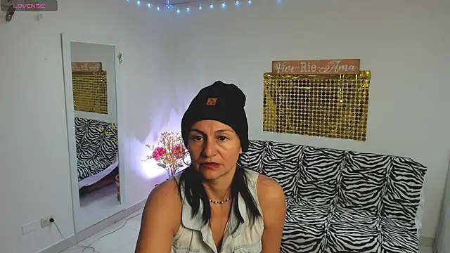 Snapshot of lollita_23_ chatting on March 6, 2025, 3:24 pm lollita 23 online show from March 6, 2025, 3:24 pm