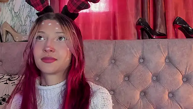 Snapshot of _Scarlett_01 chatting on December 19, 2025, 2:30 pm Scarlett 01 online show from December 19, 2025, 2:30 pm