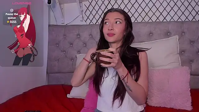 Snapshot of _Scarlett_01 chatting on February 1, 2025, 12:58 pm Scarlett 01 online show from February 1, 2025, 12:58 pm