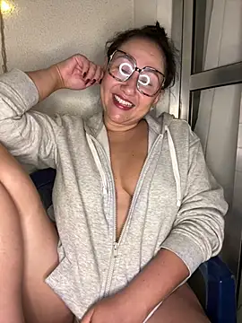 Victoria-Harper online show from March 15, 2025, 1:41 am