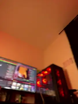 Snapshot of JulianaCastillo chatting on January 11, 2026, 7:04 am JulianaCastillo online show from January 11, 2026, 7:04 am