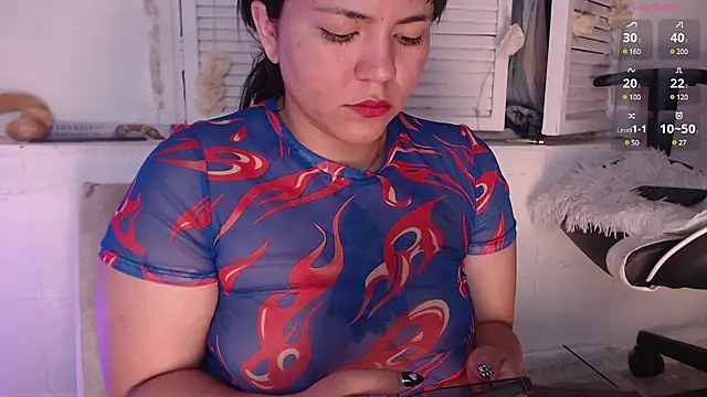 Snapshot of JulianaCastillo chatting on February 2, 2025, 8:13 am JulianaCastillo online show from February 2, 2025, 8:13 am