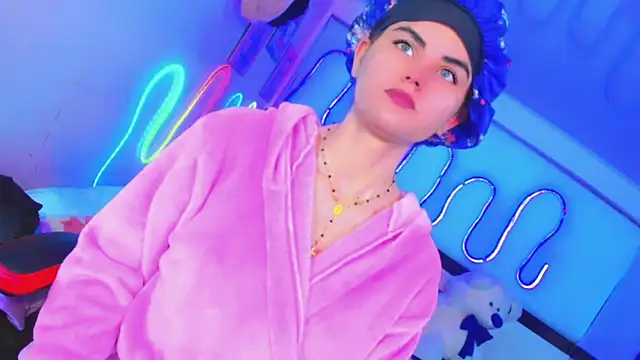 Snapshot of Jessica_smith_1 chatting on February 2, 2026, 11:20 am Jessica smith 1 online show from February 2, 2026, 11:20 am