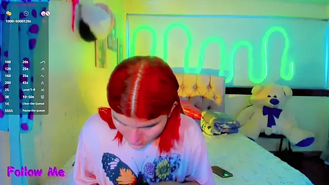 Jessica smith 1 online show from April 10, 2026, 11:28 am