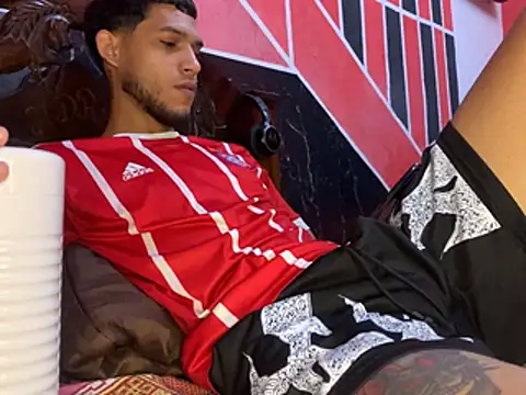 tanned boy online show from April 3, 2026, 3:29 pm