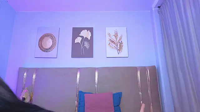 Snapshot of sarah_cruzz_ chatting on December 5, 2025, 1:16 am sarah cruzz online show from December 5, 2025, 1:16 am