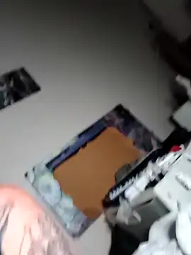 renegade vyxxen online show from February 12, 2026, 10:37 am