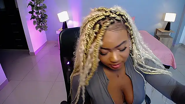 Snapshot of JasmineCampbell_ chatting on February 6, 2026, 1:40 pm JasmineCampbell online show from February 6, 2026, 1:40 pm