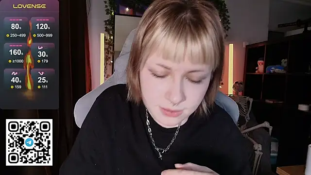 CutieTori online show from April 12, 2026, 8:39 am