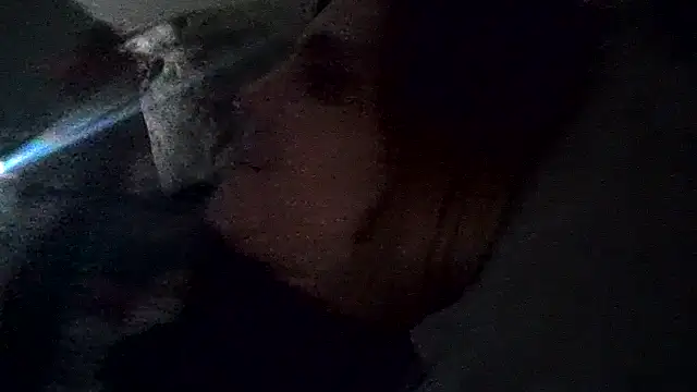 Snapshot of StripKi chatting on December 2, 2025, 11:45 am StripKi online show from December 2, 2025, 11:45 am