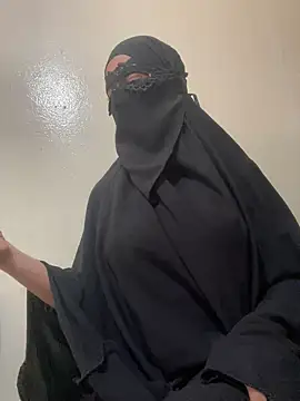 Snapshot of Hijabi_HotGirls chatting on February 15, 2025, 2:11 pm Hijabi HotGirls online show from February 15, 2025, 2:11 pm