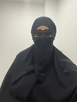 Snapshot of Hijabi_HotGirls chatting on March 2, 2025, 11:17 pm Hijabi HotGirls online show from March 2, 2025, 11:17 pm