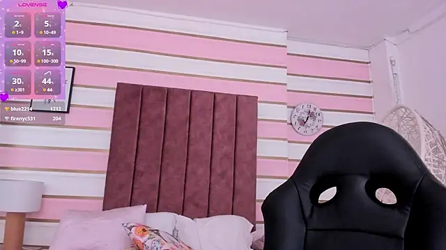 emma castilloo online show from March 23, 2025, 12:47 am