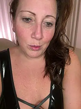 Snapshot of xsexycurvymilf chatting on January 16, 2025, 7:20 pm xsexycurvymilf online show from January 16, 2025, 7:20 pm
