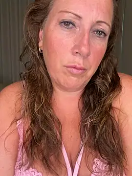 Snapshot of xsexycurvymilf chatting on July 8, 2026, 2:07 pm xsexycurvymilf online show from July 8, 2026, 2:07 pm