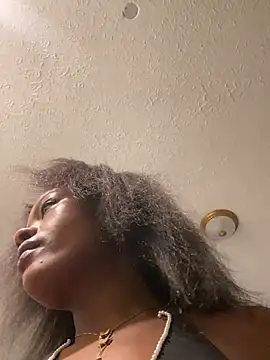 Snapshot of Dellah26 chatting on February 8, 2026, 5:38 am Dellah26 online show from February 8, 2026, 5:38 am