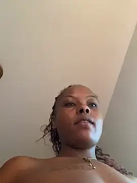 Snapshot of Dellah26 chatting on February 12, 2026, 1:55 pm Dellah26 online show from February 12, 2026, 1:55 pm