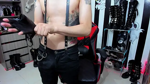 daven56 online show from February 8, 2025, 1:11 pm