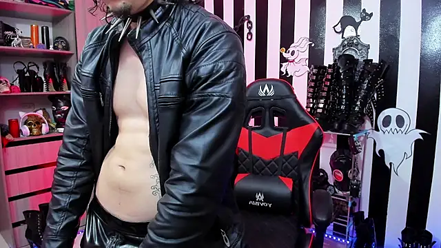 daven56 online show from March 17, 2025, 4:33 pm