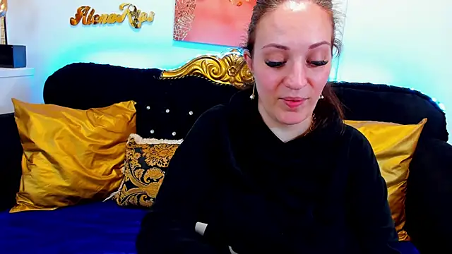 Snapshot of VanessaSquirtt chatting on May 18, 2026, 8:13 pm VanessaSquirtt online show from May 18, 2026, 8:13 pm