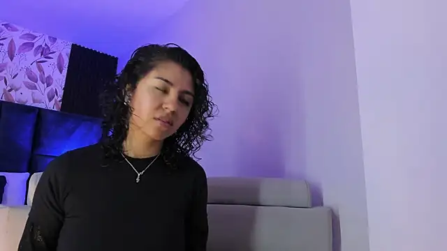 Snapshot of Amareto_ chatting on October 15, 2025, 11:07 am Amareto online show from October 15, 2025, 11:07 am