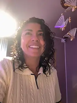 Snapshot of Amareto_ chatting on October 16, 2025, 11:07 am Amareto online show from October 16, 2025, 11:07 am