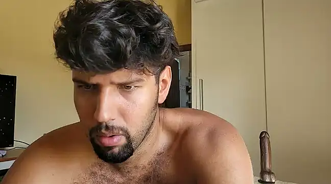 Snapshot of Luksmen chatting on December 12, 2024, 7:15 pm Luksmen online show from December 12, 2024, 7:15 pm