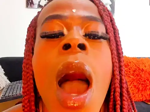 Snapshot of MistressOriana chatting on November 11, 2025, 12:11 pm MistressOriana online show from November 11, 2025, 12:11 pm