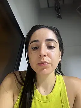 Victoria-And1 online show from April 16, 2026, 12:33 am