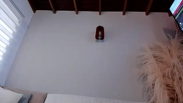 neo dimou  online show from September 20, 2025, 11:59 am